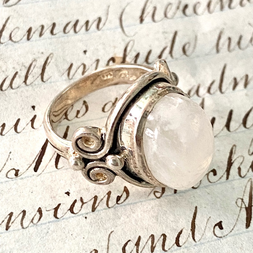 Stunning Arya 925 Sterling Silver and Moonstone Ring Size 5 - Picture 8 of 12